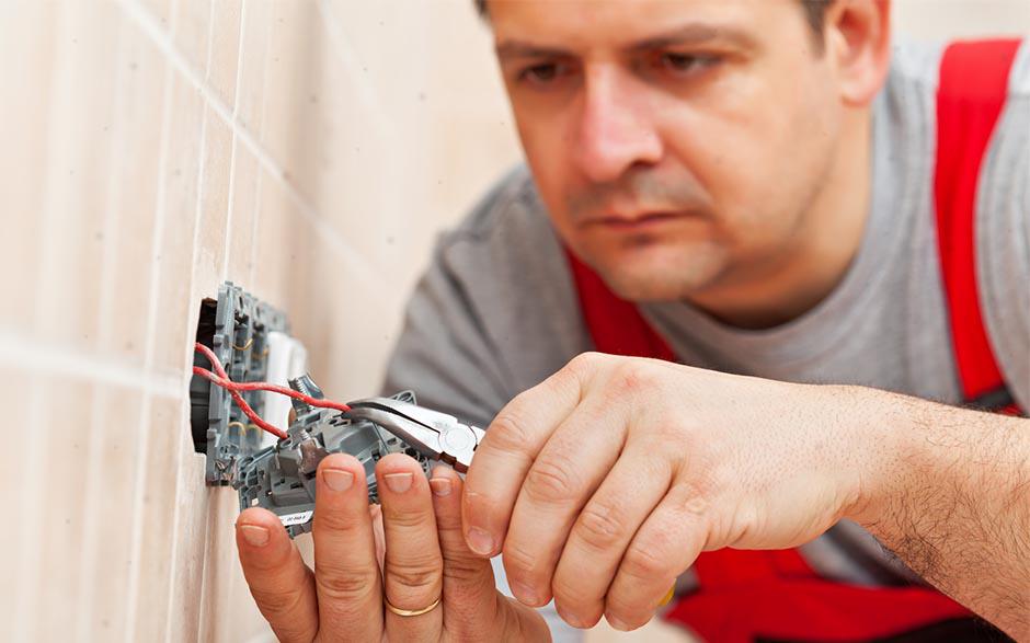 électricien courant faible Louvres